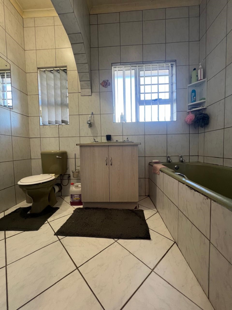 4 Bedroom Property for Sale in Linton Grange Eastern Cape